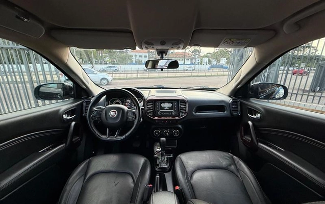 imagem-https://www.socarrao.com.br/sc-vehicle-images-prod/4365236/1792874053931-8452980_15_B_4467f0e207.jpeg