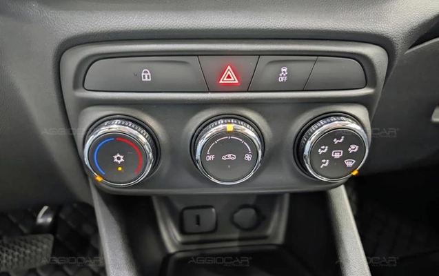 imagem-https://www.socarrao.com.br/sc-vehicle-images-prod/4365296/1792098507353-8486991_23_B_5b6b52f82f.jpeg