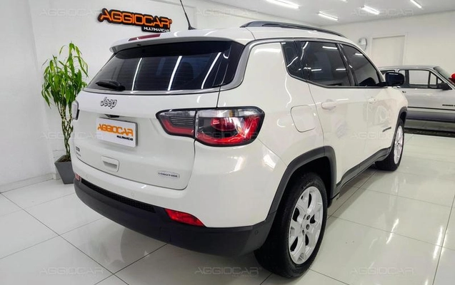 imagem-https://www.socarrao.com.br/sc-vehicle-images-prod/4365305/1792512525522-8565999_24_B_e27ebe2ad3.jpeg