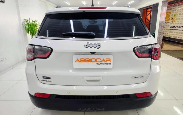 imagem-https://www.socarrao.com.br/sc-vehicle-images-prod/4365305/1792512525523-8565999_22_B_04ff123395.jpeg
