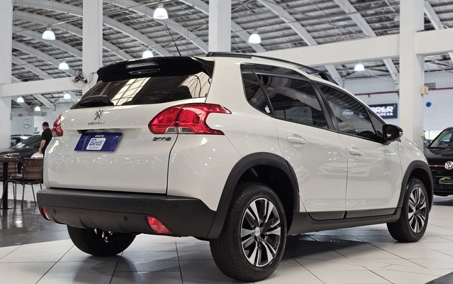 imagem-https://www.socarrao.com.br/sc-vehicle-images-prod/4365310/1792098611785-1_054515.jpg