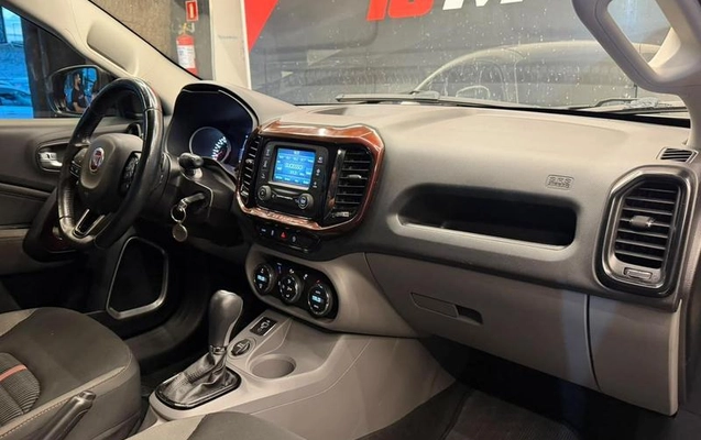 imagem-https://www.socarrao.com.br/sc-vehicle-images-prod/4365497/1792266558980-8575915_8_B_37b67e206b.jpeg