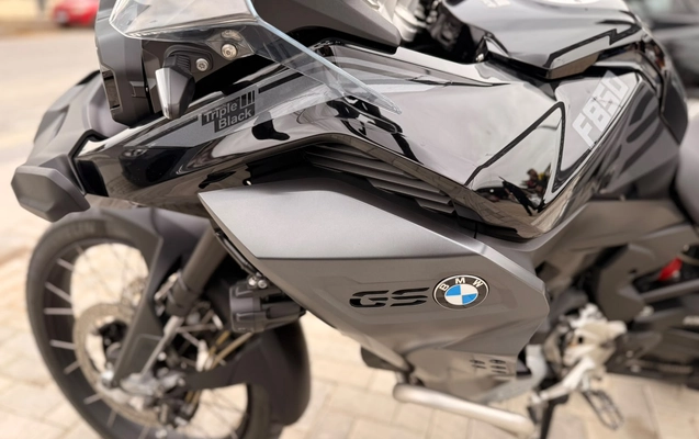 imagem-https://www.socarrao.com.br/sc-vehicle-images-prod/4365556/1792100925130-003_22a48aeb15ac1ce44a635650dd9013fe.jpg