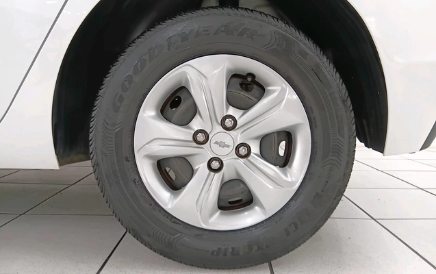 imagem-https://www.socarrao.com.br/sc-vehicle-images-prod/4365557/1792100961821-a4376b28-e912-4b1b-8a6a-e24caf6586c6.jpg