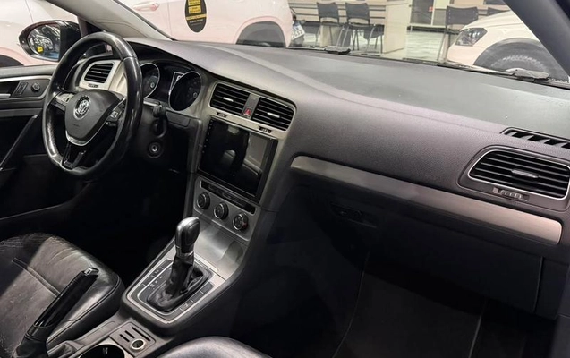 imagem-https://www.socarrao.com.br/sc-vehicle-images-prod/4365596/1792101454847-8547253_5_B_6cb7beabfa.jpeg