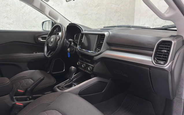 imagem-https://www.socarrao.com.br/sc-vehicle-images-prod/4365660/1792103991884-003_3a47e02c9c7e89b3d2d54437cc137751.jpg