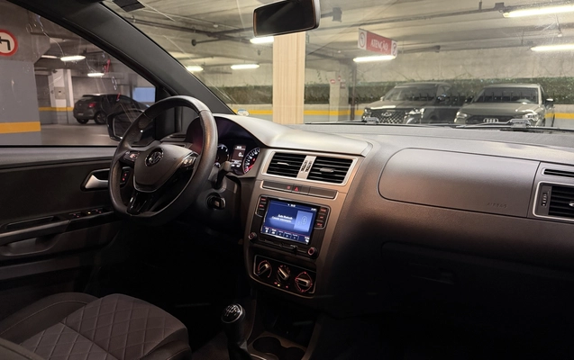 imagem-https://www.socarrao.com.br/sc-vehicle-images-prod/4365729/1792102550033-UtSf8wioTRwOEgfTuKxRpXiaYxHBxEQ4.jpg