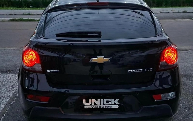 imagem-https://www.socarrao.com.br/sc-vehicle-images-prod/4365744/1792102697131-8575983_13_B_2c318a882d.jpeg