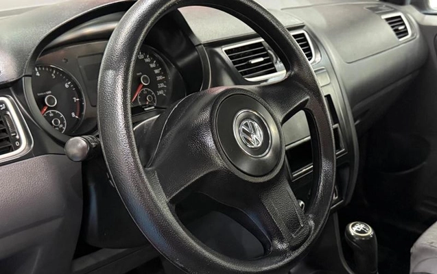 imagem-https://www.socarrao.com.br/sc-vehicle-images-prod/4366016/1792795553506-8530947_8_B_7fa2c941af.jpeg