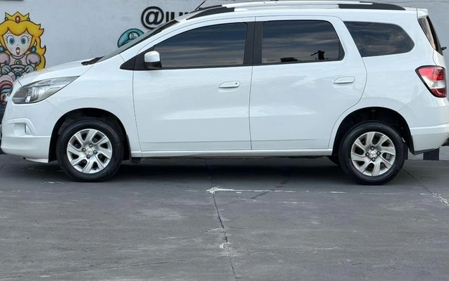 imagem-https://www.socarrao.com.br/sc-vehicle-images-prod/4366157/1792172450952-8321752_10_B_e0596b623c.jpeg