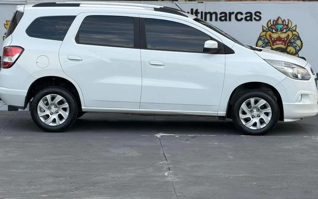 imagem-https://www.socarrao.com.br/sc-vehicle-images-prod/4366157/1792172450954-8321752_12_B_f750161743.jpeg