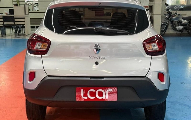 imagem-https://www.socarrao.com.br/sc-vehicle-images-prod/4366158/1792107112349-8575259_9_B_77ca753cfe.jpeg