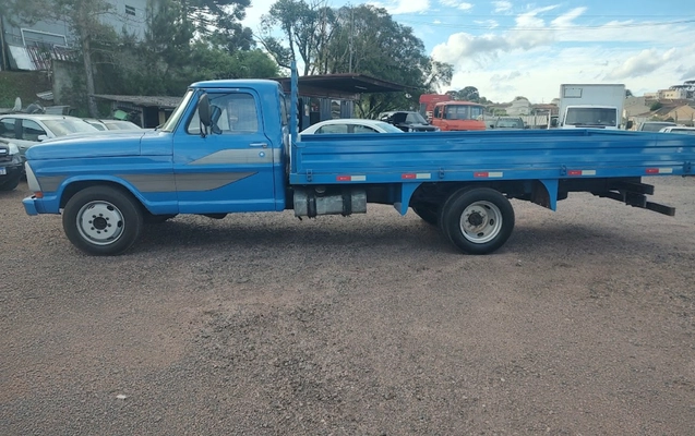 imagem-https://www.socarrao.com.br/sc-vehicle-images-prod/4366272/1792108527679-SU1HXzIwMjYxMDE1XzE2NTQ1Njk4NF9IRFIgLSBDw7NwaWEuanBn.jpg