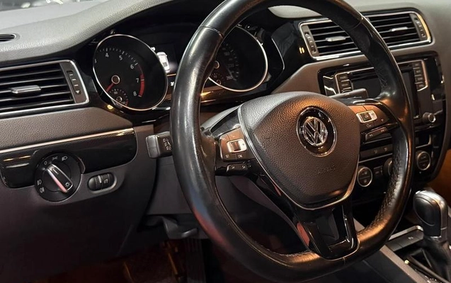 imagem-https://www.socarrao.com.br/sc-vehicle-images-prod/4366558/1792111360108-8521476_0_B_e3631cd1d7.jpeg