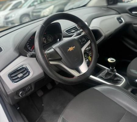 imagem-https://www.socarrao.com.br/sc-vehicle-images-prod/4366653/1792112263931-737153073