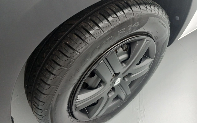imagem-https://www.socarrao.com.br/sc-vehicle-images-prod/4368031/1792124011644-1_040643.jpg