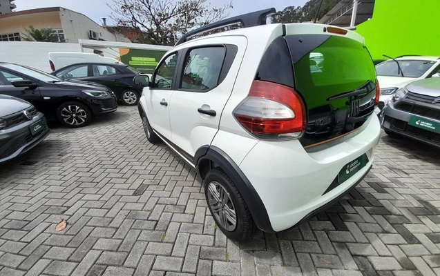 imagem-https://www.socarrao.com.br/sc-vehicle-images-prod/4368797/1792125418664-2_012043.jpg
