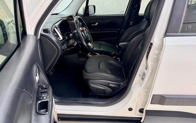 imagem-https://www.socarrao.com.br/sc-vehicle-images-prod/43694/1787584276873-7581931_13_B_abc7ddca44.jpeg