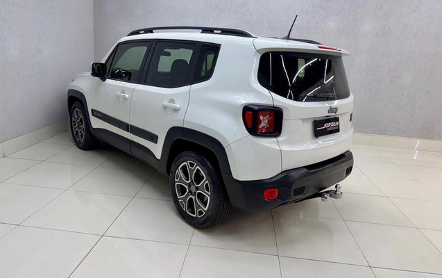 imagem-https://www.socarrao.com.br/sc-vehicle-images-prod/43694/1787584276873-7581931_8_B_09ac04208f.jpeg