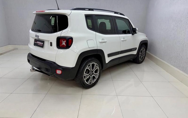 imagem-https://www.socarrao.com.br/sc-vehicle-images-prod/43694/1787584276873-7581931_9_B_a874ff084f.jpeg