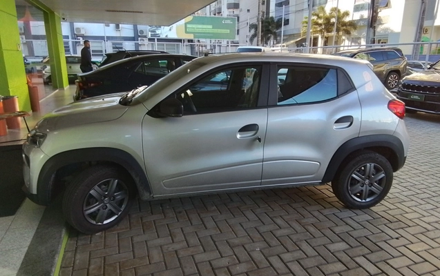 imagem-https://www.socarrao.com.br/sc-vehicle-images-prod/4370043/1792129627478-2_035739.jpg
