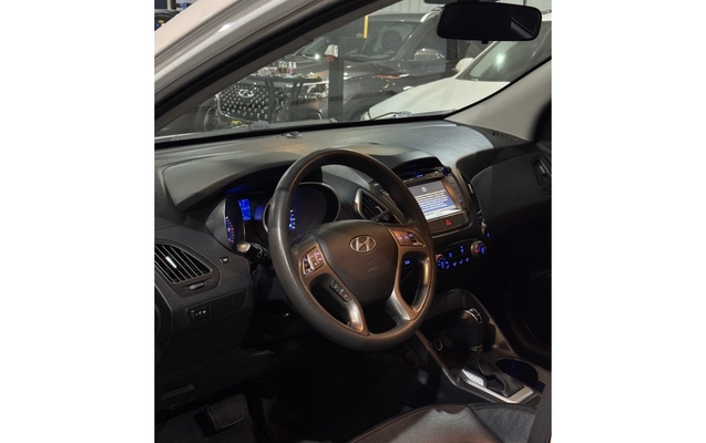 imagem-https://www.socarrao.com.br/sc-vehicle-images-prod/4370241/1792150470490-1_063951.jpg