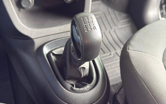 imagem-https://www.socarrao.com.br/sc-vehicle-images-prod/4370242/1792151614624-2df35b9485f94547aadf4a98284a690b_1787861721813.jpg