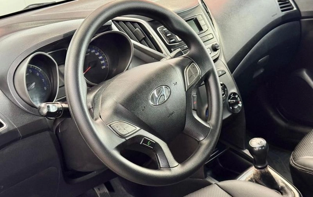 imagem-https://www.socarrao.com.br/sc-vehicle-images-prod/4370245/1792150732631-8434552_8_B_46443d6837.jpeg