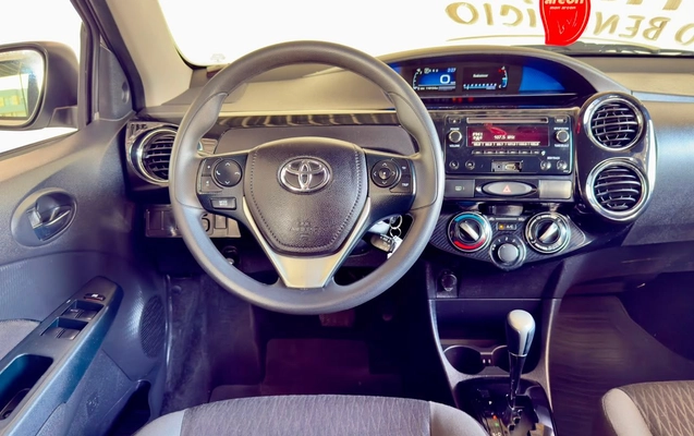 imagem-https://www.socarrao.com.br/sc-vehicle-images-prod/4370261/1792341055777-26a35833a8ee4b46a2c1b9d33920ee19_1787229096958.jpg