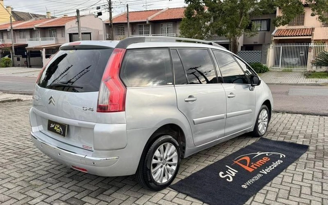 imagem-https://www.socarrao.com.br/sc-vehicle-images-prod/4370265/1792151512628-8576177_7_B_3d0f55d003.jpeg