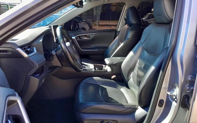 imagem-https://www.socarrao.com.br/sc-vehicle-images-prod/4370269/1792152114516-8445609_12_B_af3d3e1d4f.jpeg