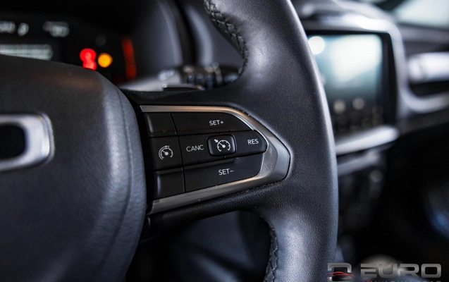 imagem-https://www.socarrao.com.br/sc-vehicle-images-prod/4370325/1792152663102-4bfbc56c7c6441b99d3771eeca9ba98a_1792152003437.jpg