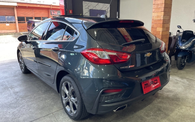 imagem-https://www.socarrao.com.br/sc-vehicle-images-prod/4370375/1792171144025-app-photos-rWP76ZAhshzYFsbKkOFBZotbbFzxykV3.jpg