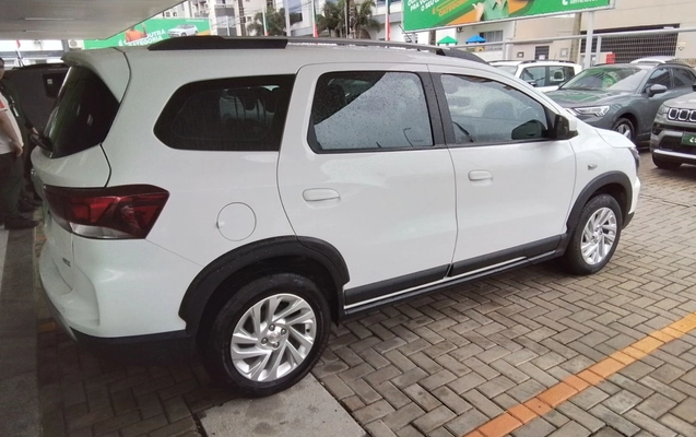 imagem-https://www.socarrao.com.br/sc-vehicle-images-prod/4370422/1792153173019-1_020646.jpg