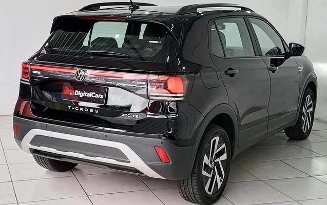 imagem-https://www.socarrao.com.br/sc-vehicle-images-prod/4370518/1792252935227-8575740_12_B_6742b97c96.jpeg