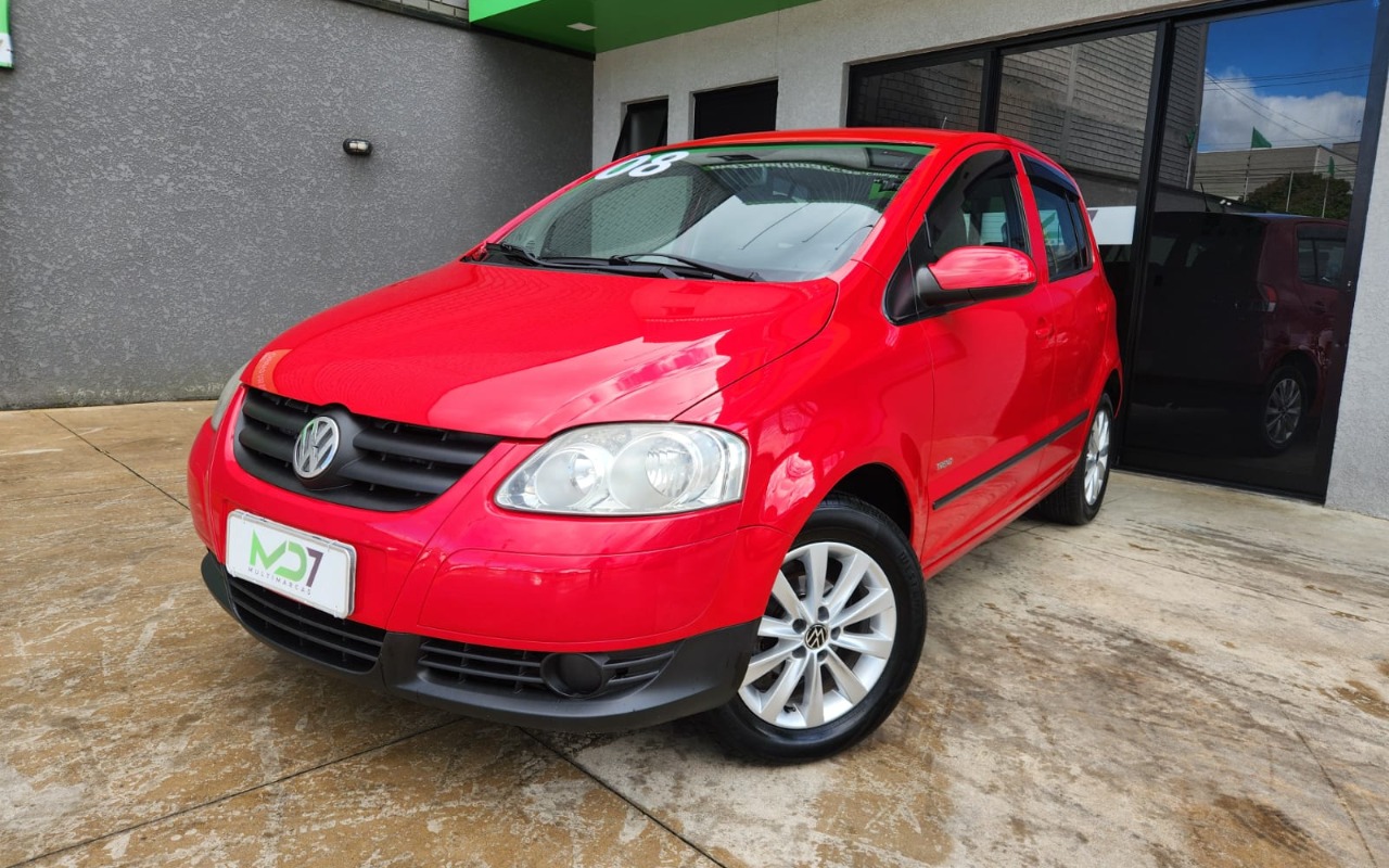 Volkswagen Fox 2008 Vermelho — foto 1 de 3
