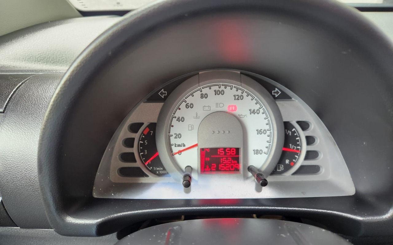 imagem-https://www.socarrao.com.br/sc-vehicle-images-prod/4370632/1792154084361-V2hhdHNBcHAgSW1hZ2UgMjAyNi0xMC0xNiBhdCAwOC41NS4xOSAoMSkuanBlZw.jpeg
