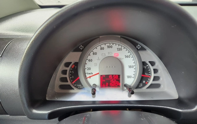 imagem-https://www.socarrao.com.br/sc-vehicle-images-prod/4370632/1792154084361-V2hhdHNBcHAgSW1hZ2UgMjAyNi0xMC0xNiBhdCAwOC41NS4xOSAoMSkuanBlZw.jpeg
