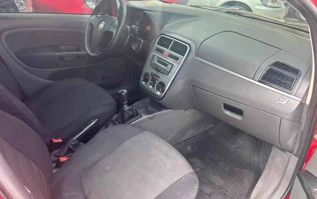 imagem-https://www.socarrao.com.br/sc-vehicle-images-prod/4370644/1792157226671-8576308_8_B_db2cbe877a.jpeg