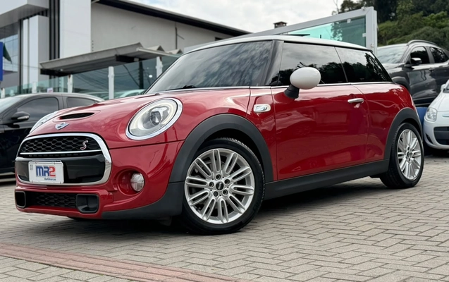 imagem-https://www.socarrao.com.br/sc-vehicle-images-prod/4370749/1792154954456-003_f38f8f464ef43570c65fbaf492d8501a.jpg