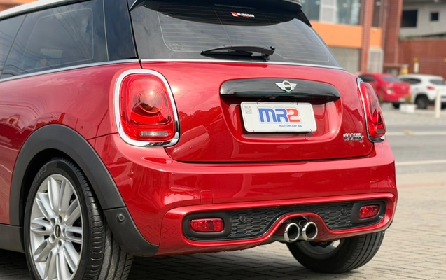 imagem-https://www.socarrao.com.br/sc-vehicle-images-prod/4370749/1792154954471-003_0d0a389ccccaa579f9b0fcdf5f090b49.jpg