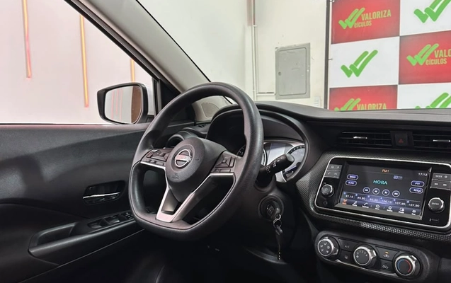 imagem-https://www.socarrao.com.br/sc-vehicle-images-prod/4370871/1792156016093-bead3f99-54a1-4085-8c48-cd6f1c8456ab.jpg