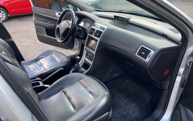 imagem-https://www.socarrao.com.br/sc-vehicle-images-prod/4370877/1792156217456-SU1HXzE4MzEuanBlZw.jpeg