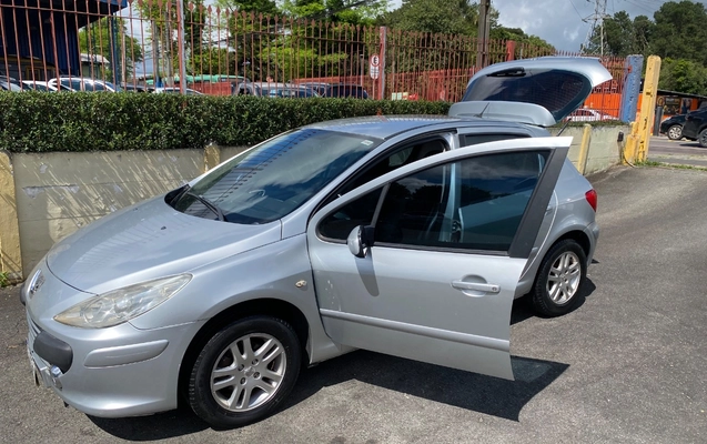 imagem-https://www.socarrao.com.br/sc-vehicle-images-prod/4370877/1792156218548-SU1HXzE4NDEuanBlZw.jpeg