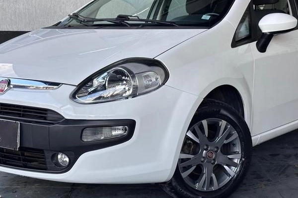 imagem-https://www.socarrao.com.br/sc-vehicle-images-prod/4370927/1792156302707-8576576_3_B_07b5cc6a7f.jpeg