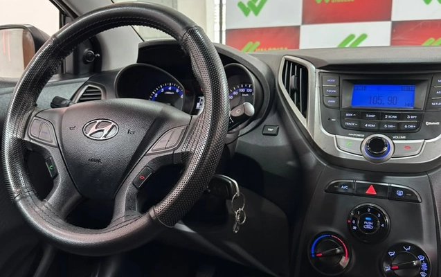 imagem-https://www.socarrao.com.br/sc-vehicle-images-prod/4370960/1792156538216-6dd98dc3-15ef-4e8c-ad3e-1efa4ee128c6.jpg