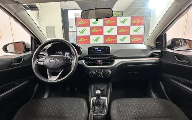 imagem-https://www.socarrao.com.br/sc-vehicle-images-prod/4370966/1792156574201-fd1eba72-4b29-4348-af8e-1fbc7e970db2.jpg