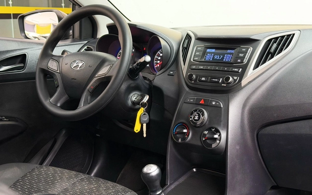 imagem-https://www.socarrao.com.br/sc-vehicle-images-prod/4370994/1792156928555-d60c8c15175241809ecff6a260a2f069_1792156895324.jpg