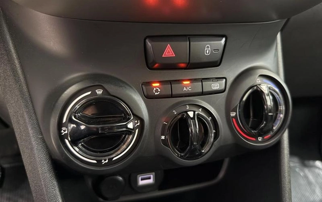 imagem-https://www.socarrao.com.br/sc-vehicle-images-prod/4371008/1792157008312-8453748_1_B_89a82b8718.jpeg