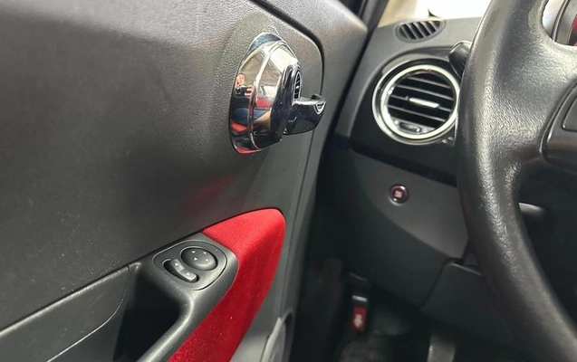 imagem-https://www.socarrao.com.br/sc-vehicle-images-prod/4371027/1792157095609-7948576_1_B_33446c0407.jpeg